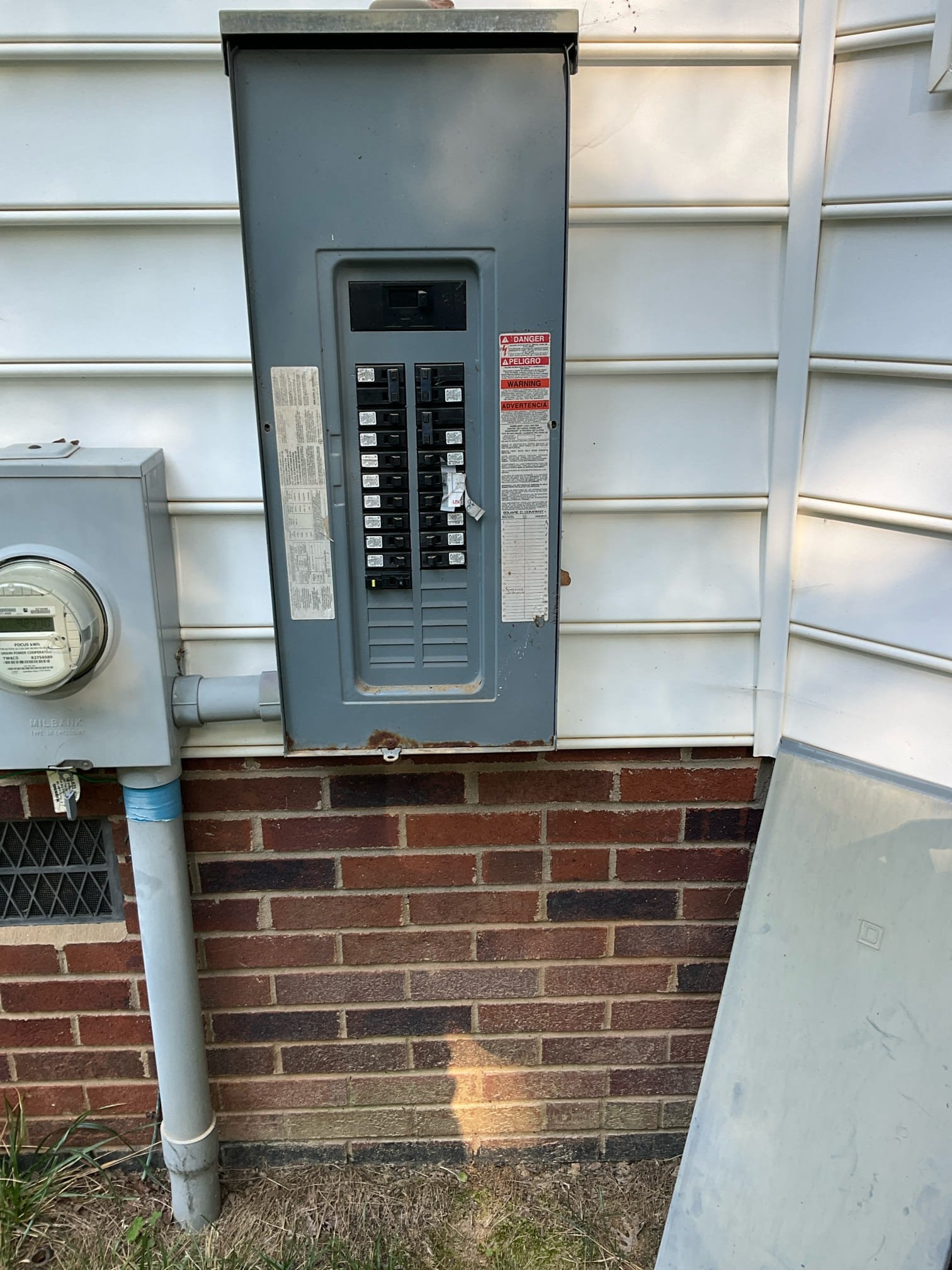 200 Amp Exterior Panel Upgrade in Matthews, NC | Code-Compliant completed by Touchstone Electric