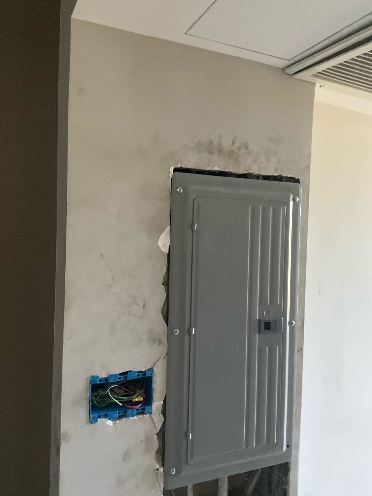 Electrical Panel Upgrade & 220V Range Circuit in Charlotte completed by Touchstone Electric