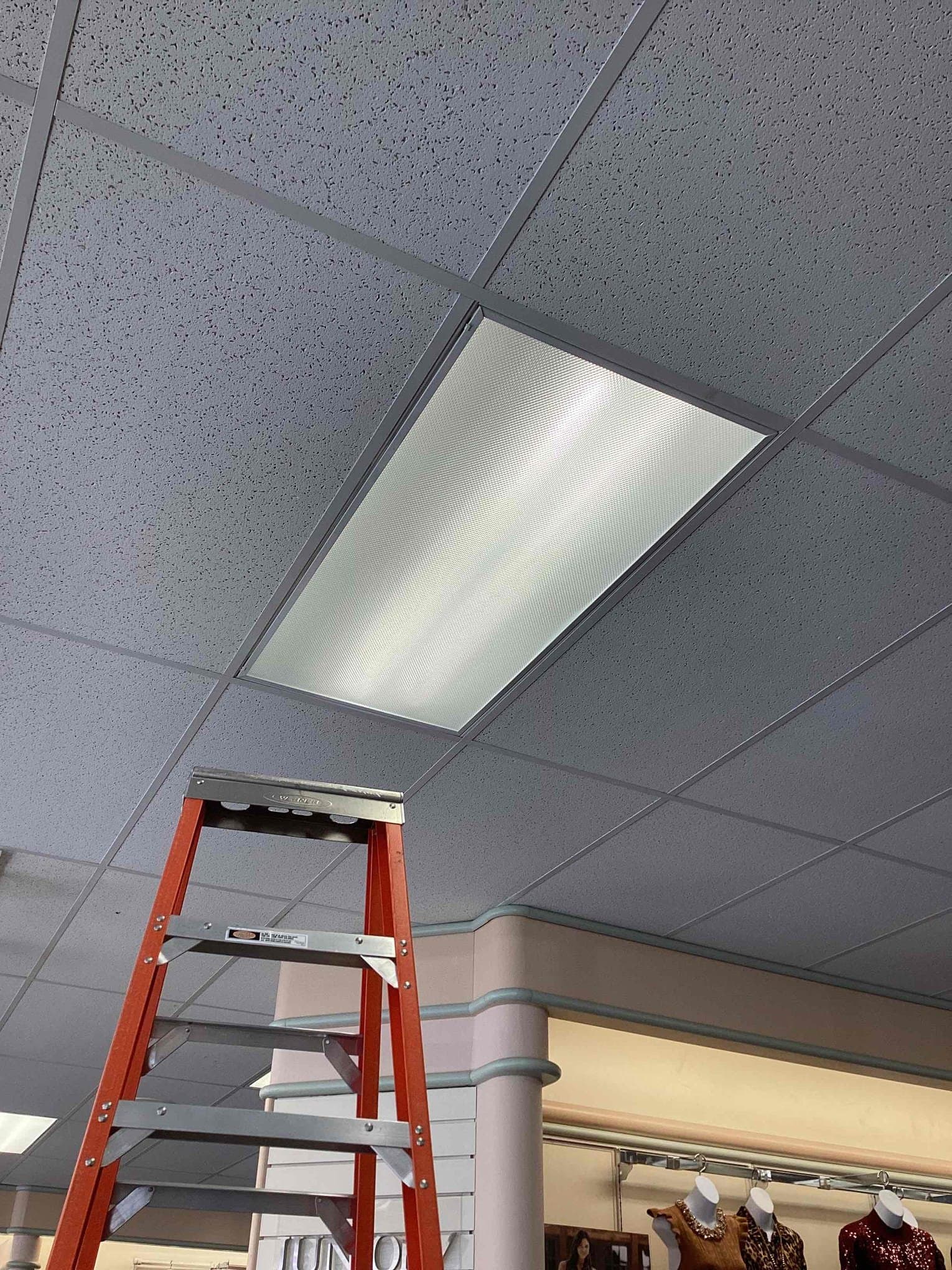 Fluorescent Light Repair & Troubleshooting in Greer, SC
