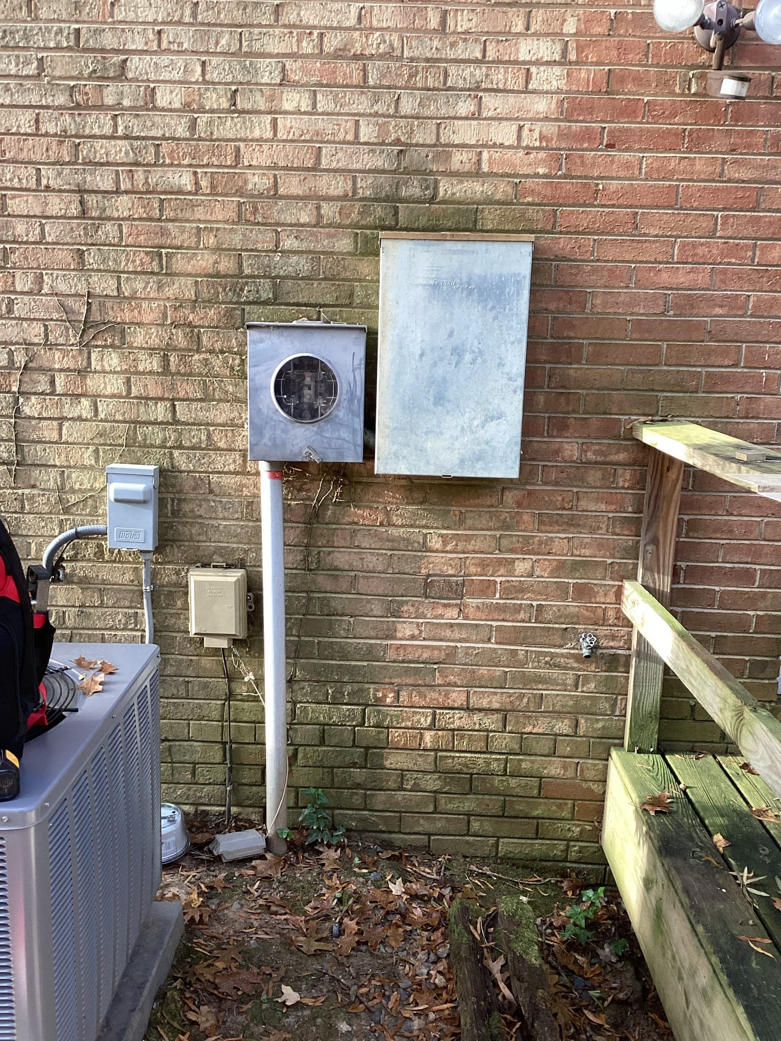 200A Electrical Panel & Meter Base Upgrade in Charlotte, NC completed by Touchstone Electric