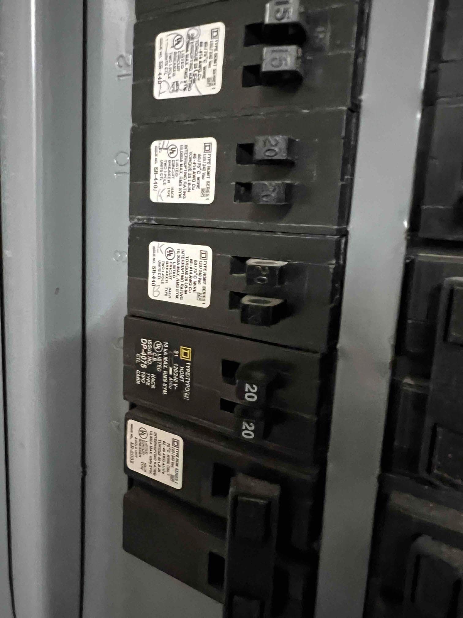 Circuit Breaker Replacement in Matthews, NC | 20A Tandem Install