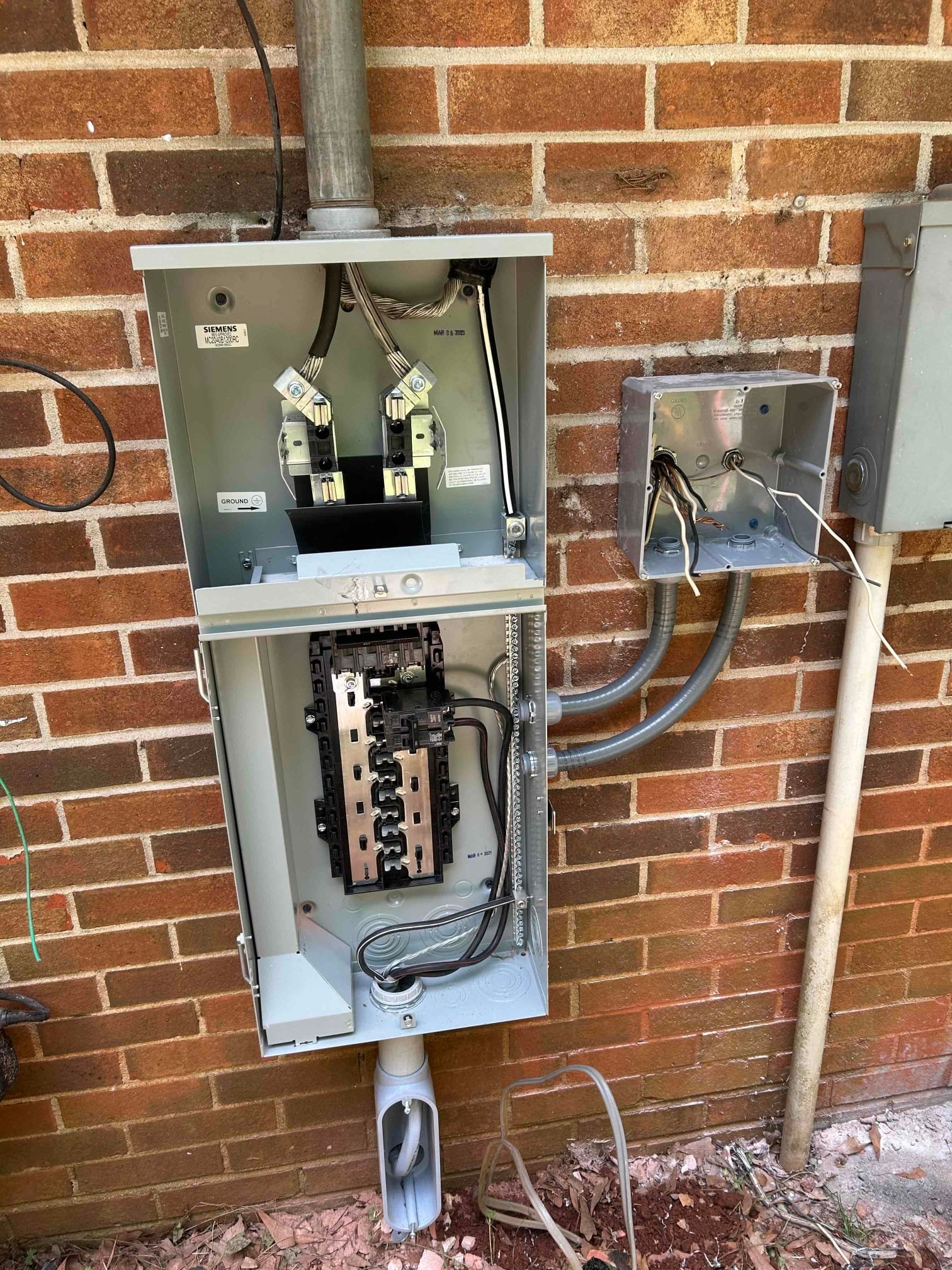 200A Main Electrical Panel Replacement in Boiling Springs, SC completed by Touchstone Electric