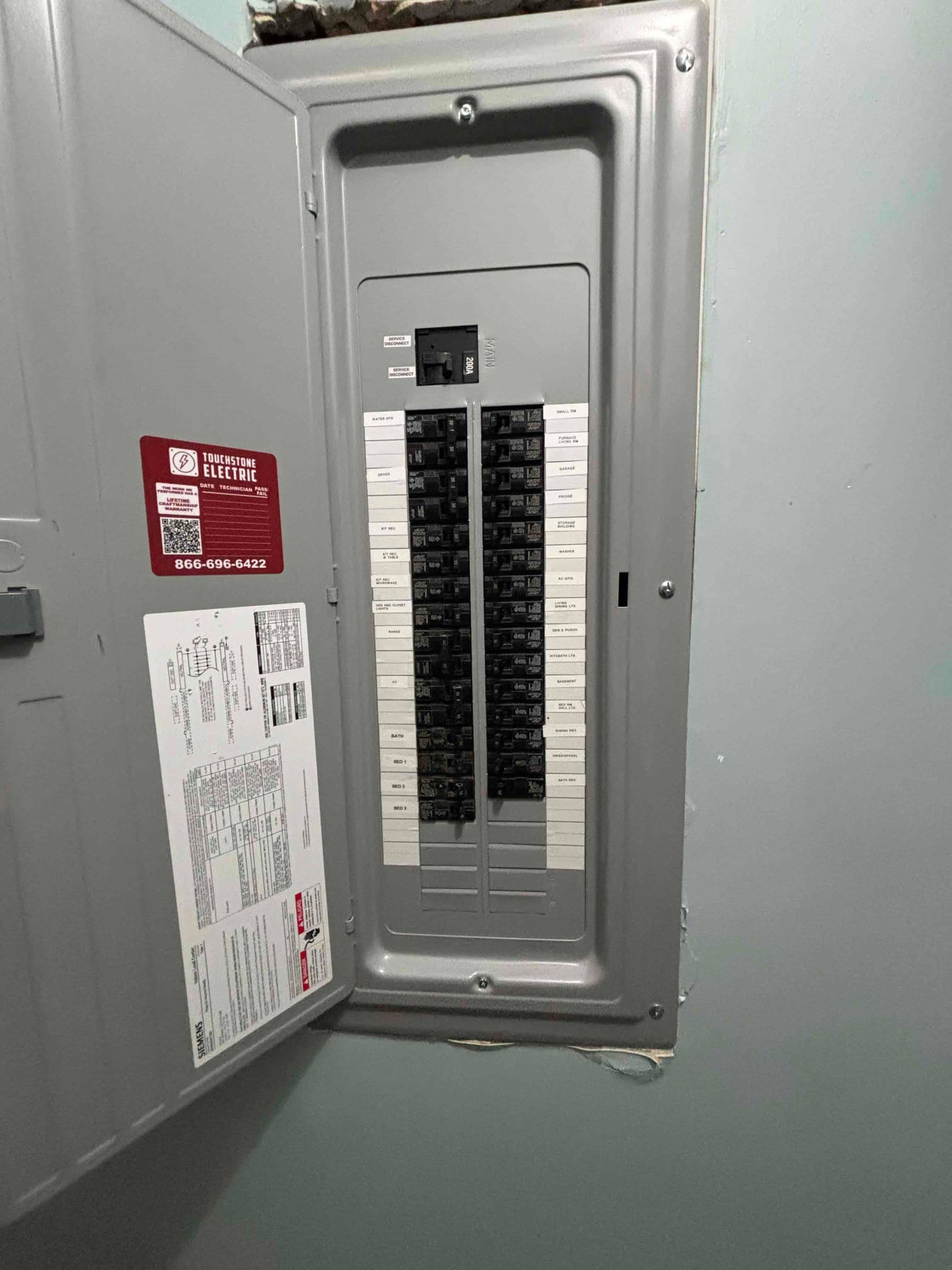 Electrical Outlet & Switch Replacement in Duncan, SC