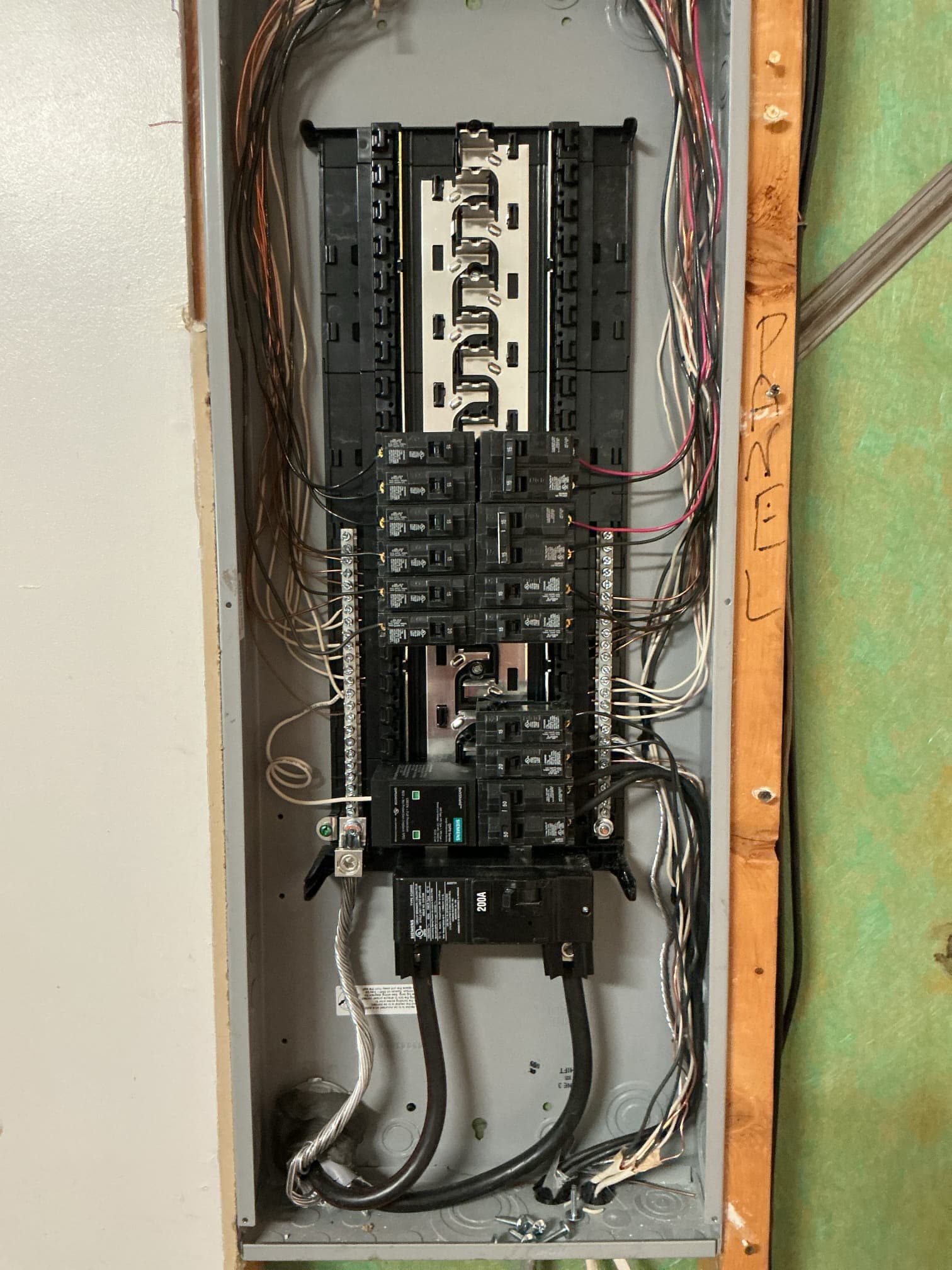 200 Amp Electrical Panel Upgrade & Breakers in Charlotte, NC