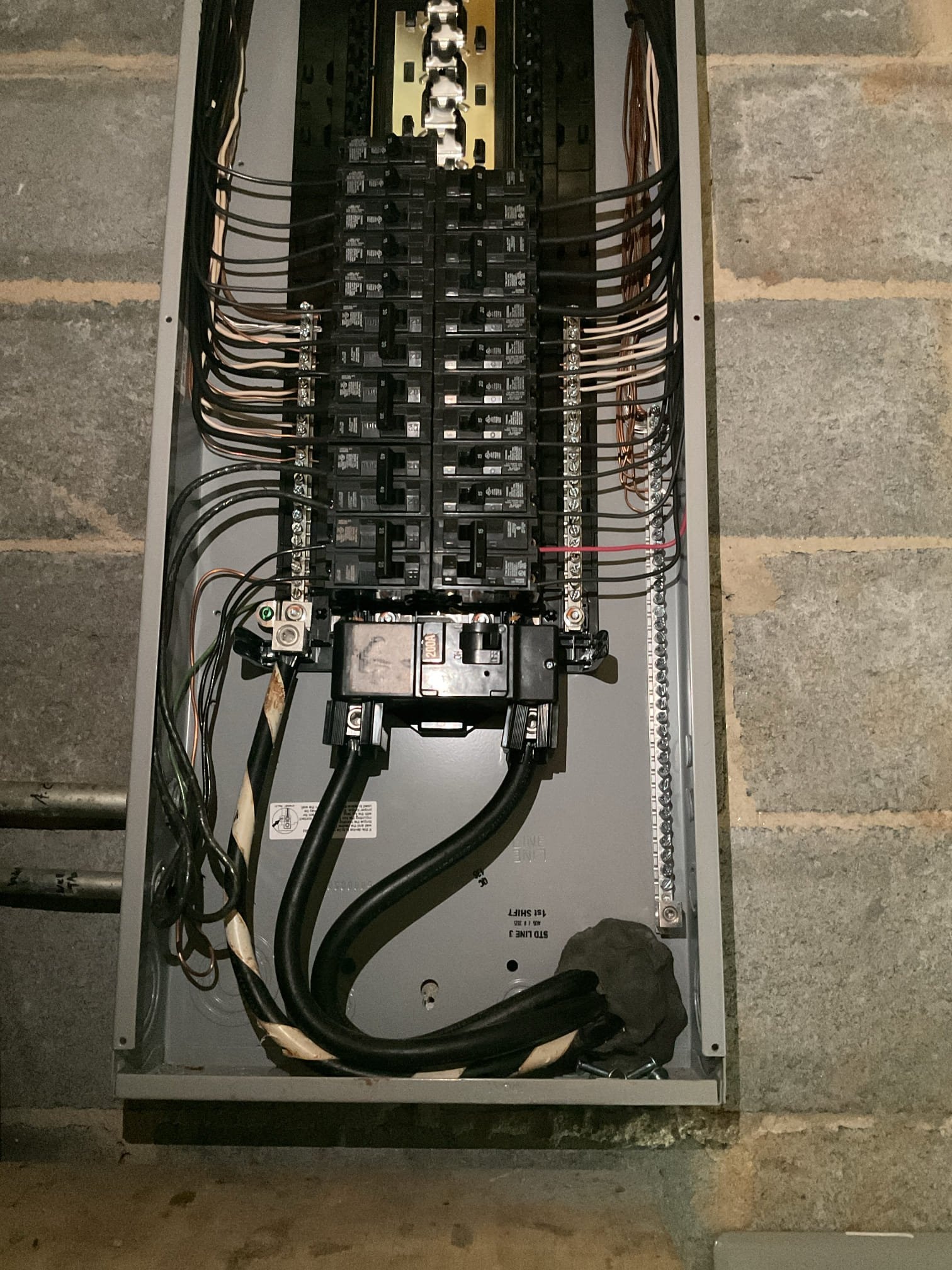 200A Electrical Panel Upgrade & Breaker Replacement in Charlotte completed by Touchstone Electric
