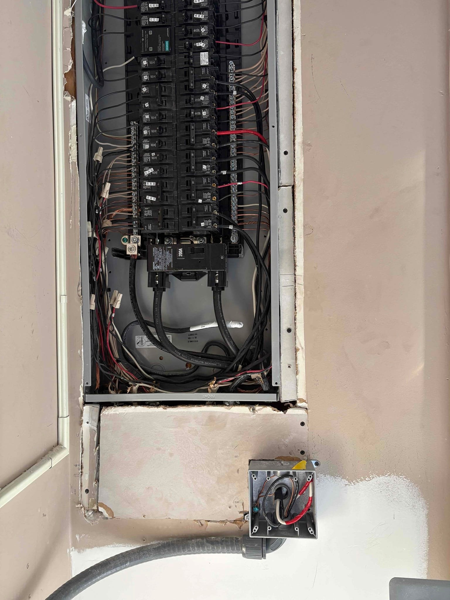 200A Electrical Panel Upgrade & Breaker Replacements in Chapel Hill completed by Touchstone Electric