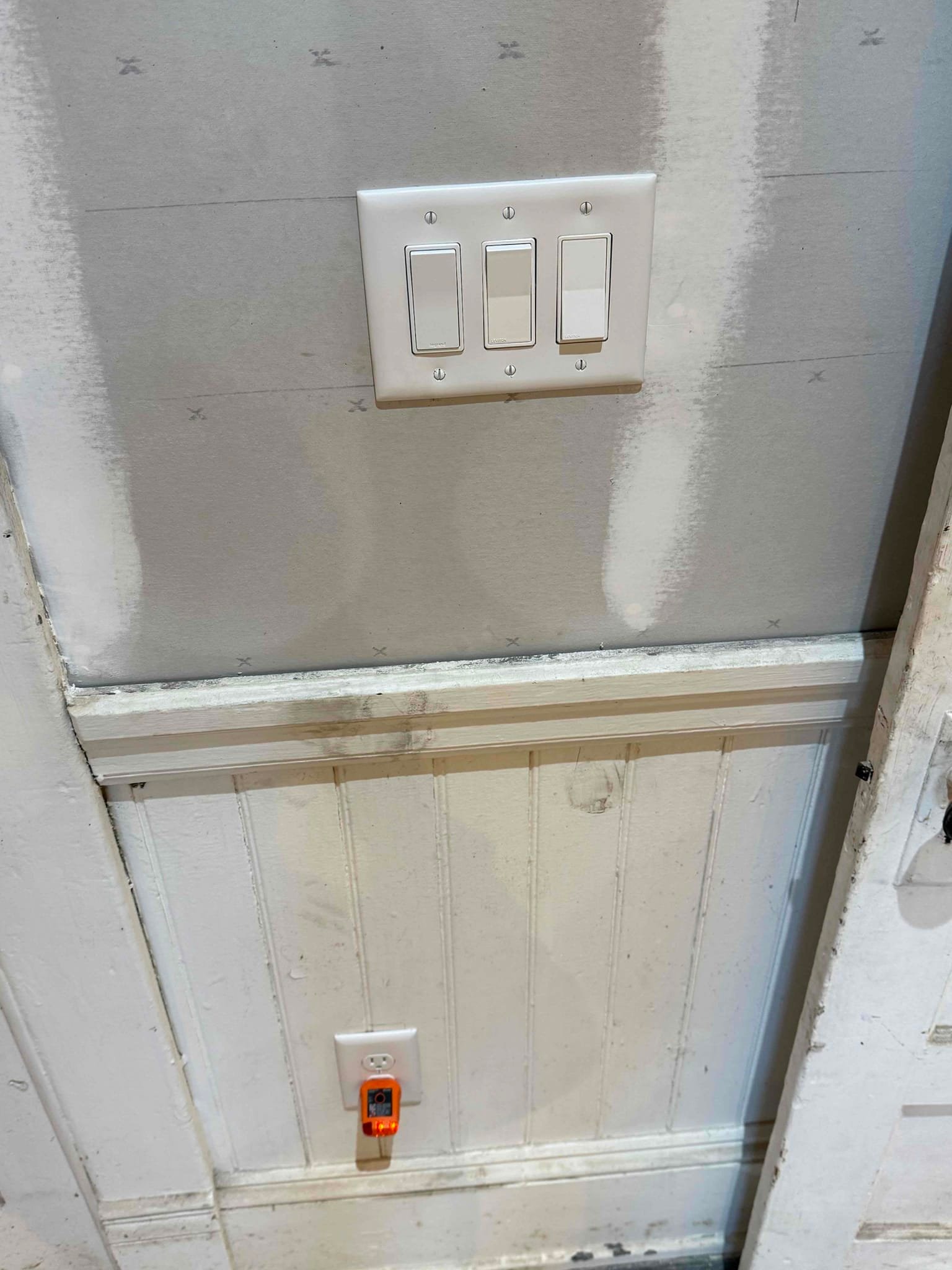 Electrical Outlet & Switch Troubleshooting in Hickory, NC completed by Touchstone Electric