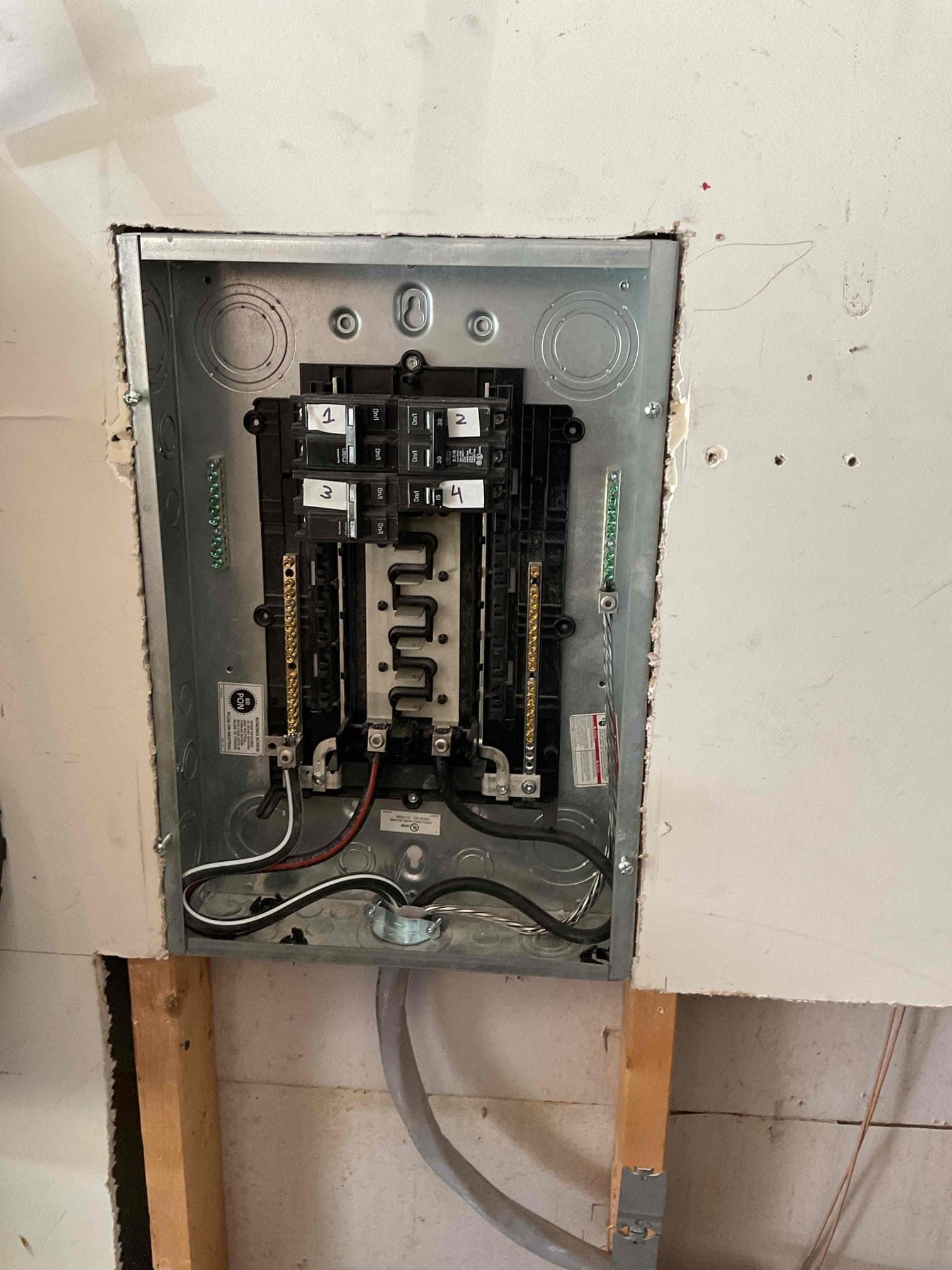8-Circuit Disconnection, Rerun & Panel Reconnection in Charlotte