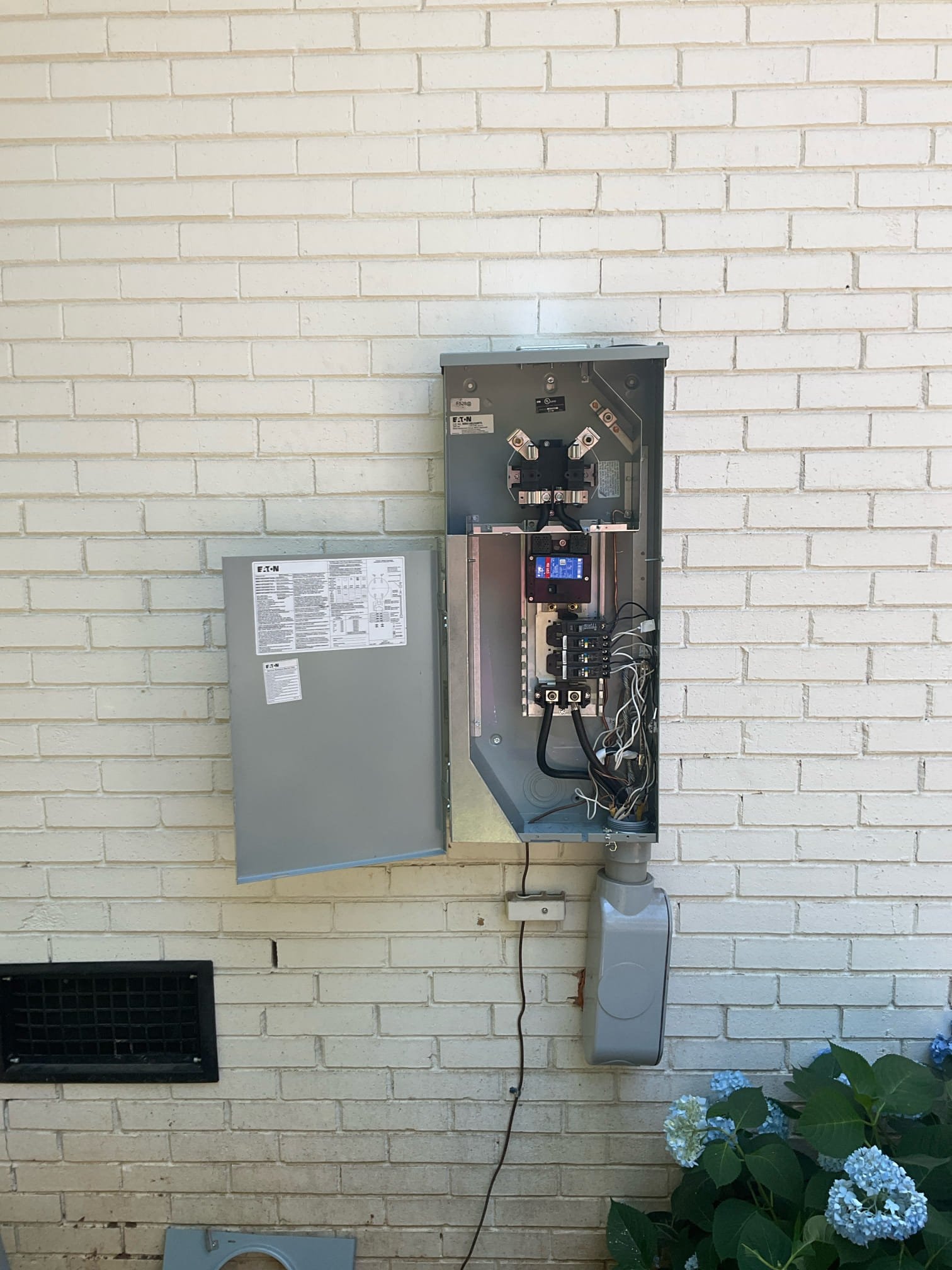 Charlotte 200A Meter/Panel Combo Replacement & Surge Protection completed by Touchstone Electric
