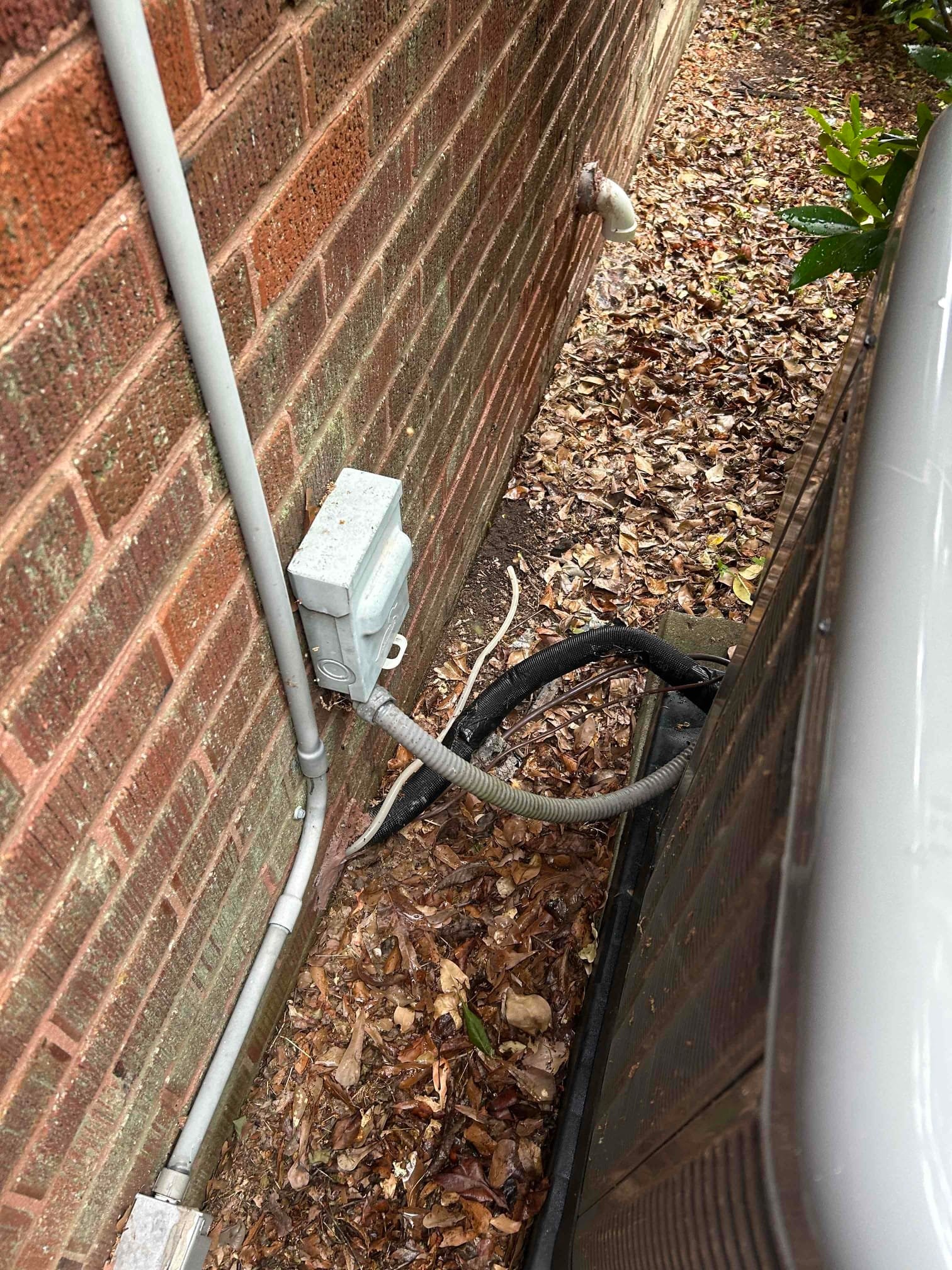 Loose Neutral Electrical Troubleshooting in Spartanburg, SC completed by Touchstone Electric