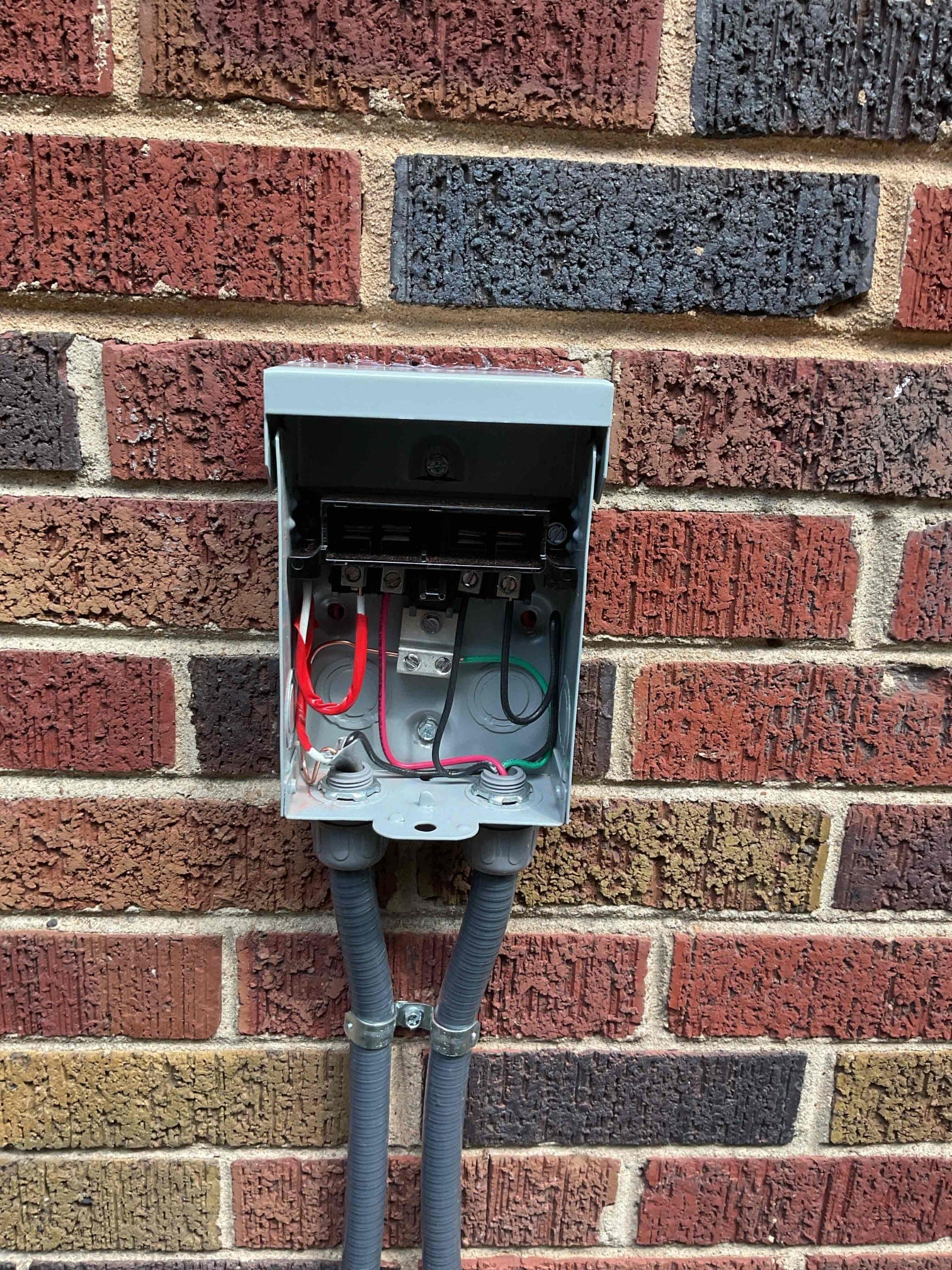 HVAC A/C Disconnect Wiring, Outlet & Lighting in Charlotte
