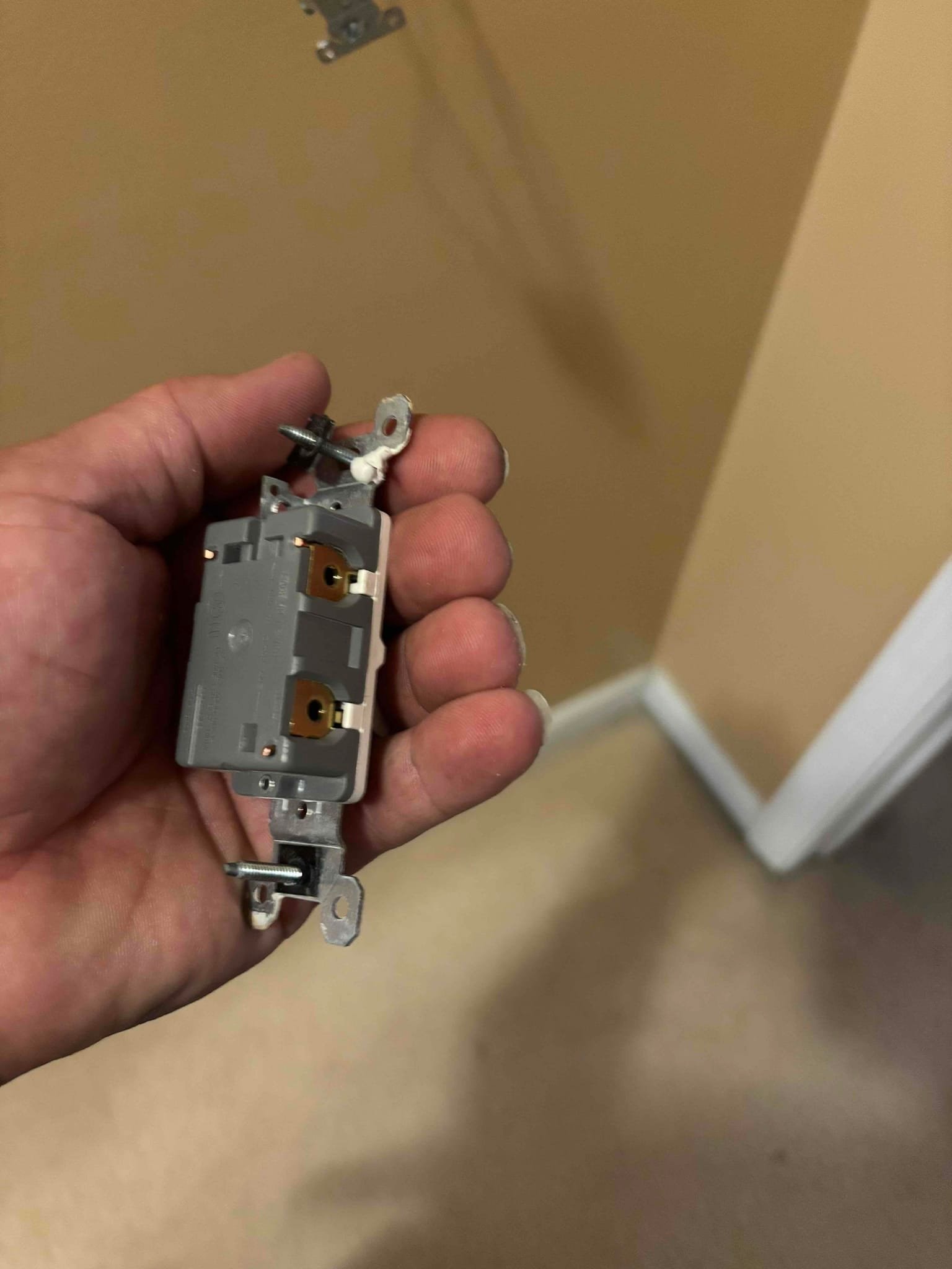 Residential lighting installation rough-in wiring