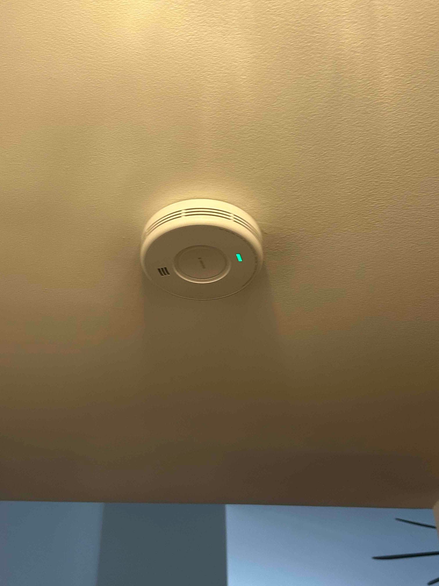Hardwired smoke and carbon monoxide detector wiring