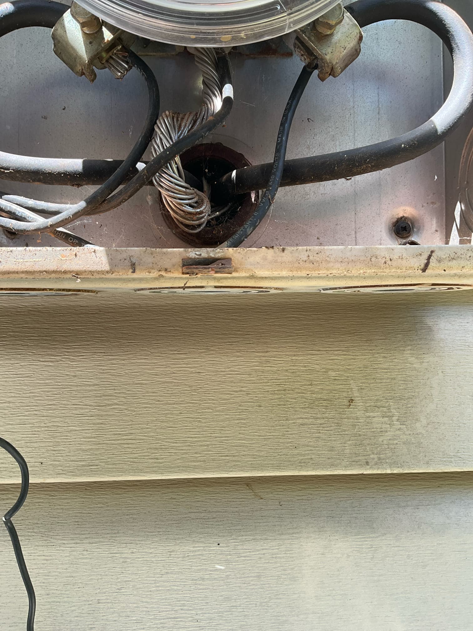 Hardwired smoke and carbon monoxide detector wiring